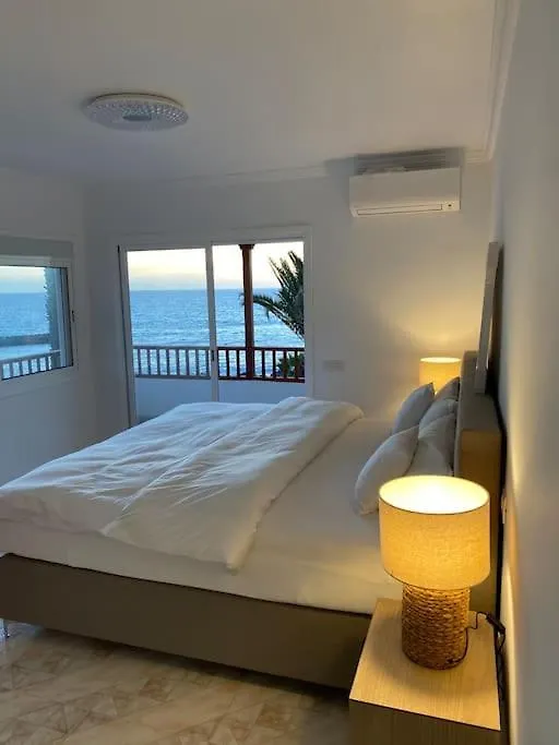 Villa Tranquila, Playa Del Duque 阿德耶 0*,  西班牙