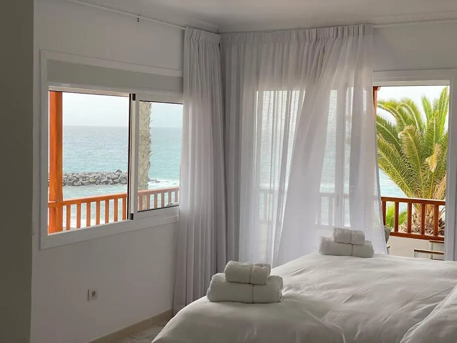 Villa Tranquila, Playa Del Duque 阿德耶 0*,  西班牙