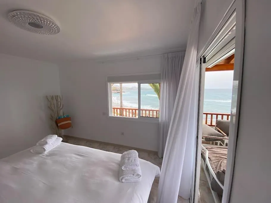 Villa Tranquila, Playa Del Duque 阿德耶 度假居